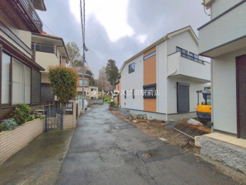 �O�ʓ��H�܂ތ��n�ʐ^ -