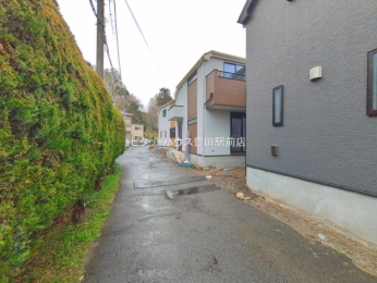 �O�ʓ��H�܂ތ��n�ʐ^ -