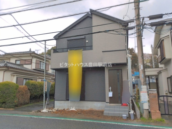 �O�ʓ��H�܂ތ��n�ʐ^ -