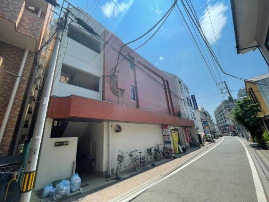  �����O��