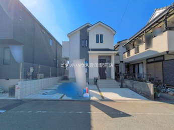 �O�ʓ��H�܂ތ��n�ʐ^ -