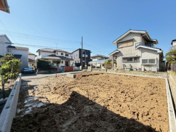 �O�ʓ��H�܂ތ��n�ʐ^ -