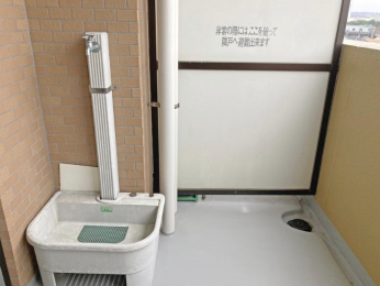 �o���R�j�[ -