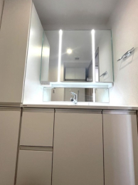 ���ʑ�E���ʏ� -