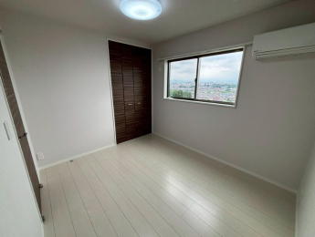 �m�� -