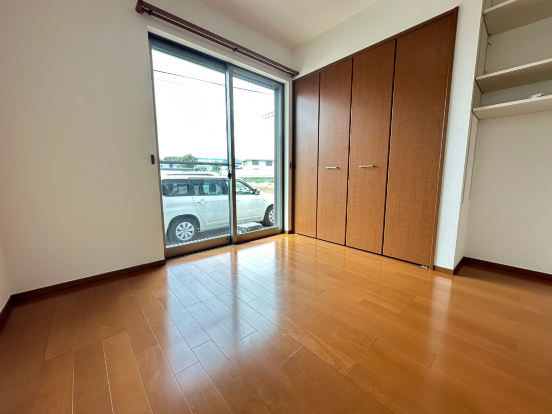 �m�� -