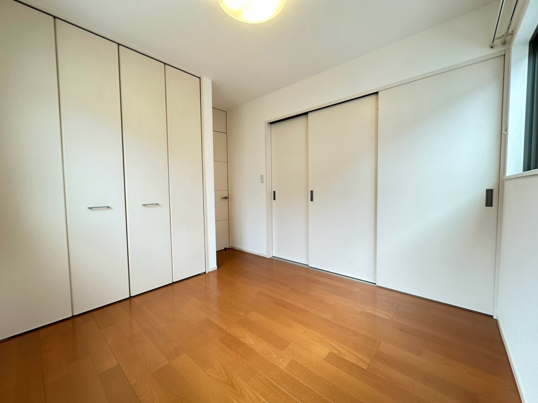 �m�� -